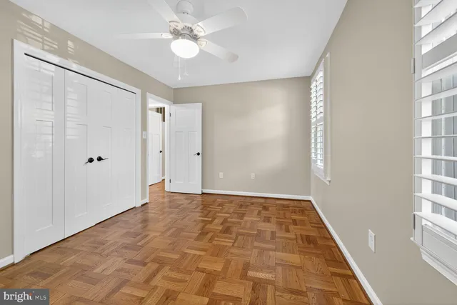 $325,000 | 627 Azalea Drive, Unit 1, Rockville, MD 20850