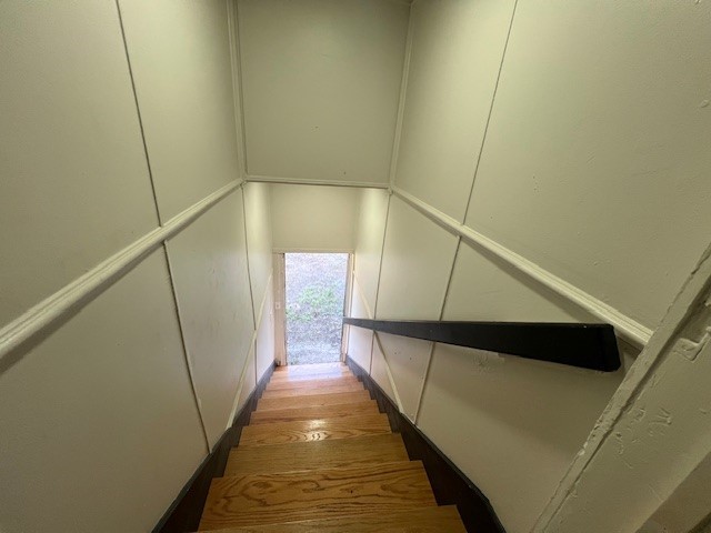 407 1/2 Walton Street Houston, TX 77009 - Photo 3 of 14 a view of entryway