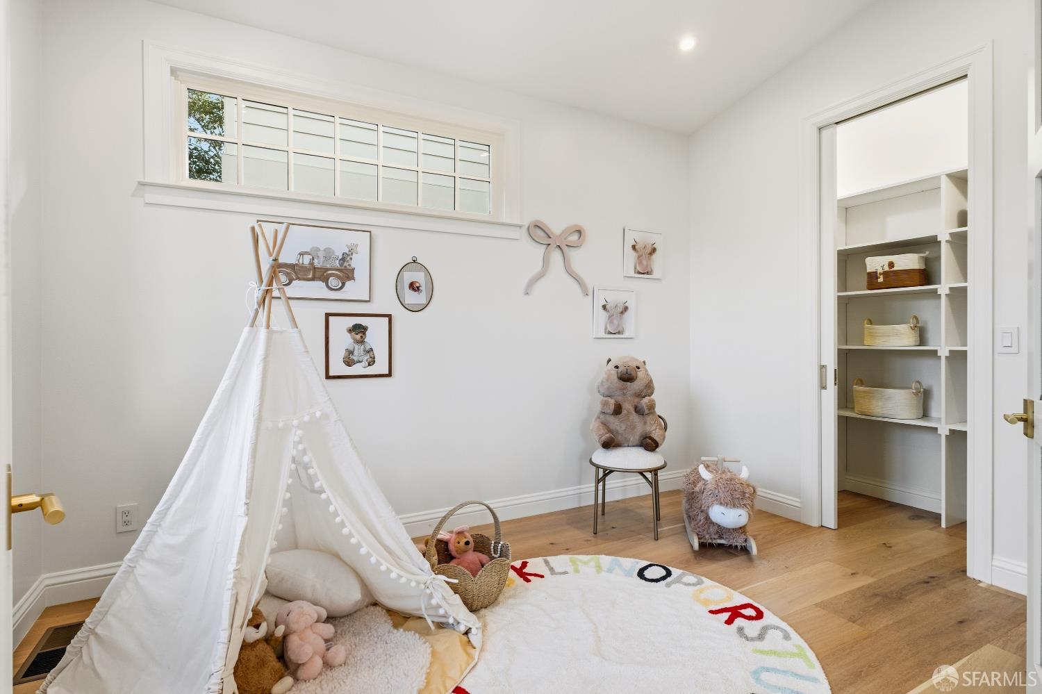740 Fairfield Road Burlingame, CA 94010 - Photo 18 of 46 Gallery Image 18