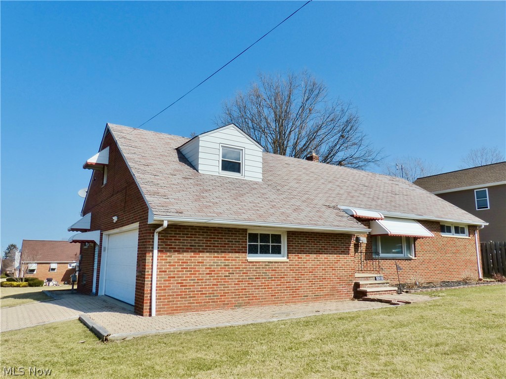 30415 Ridge Road Wickliffe, OH 44092 - Photo 1 of 22 Gallery Image 1