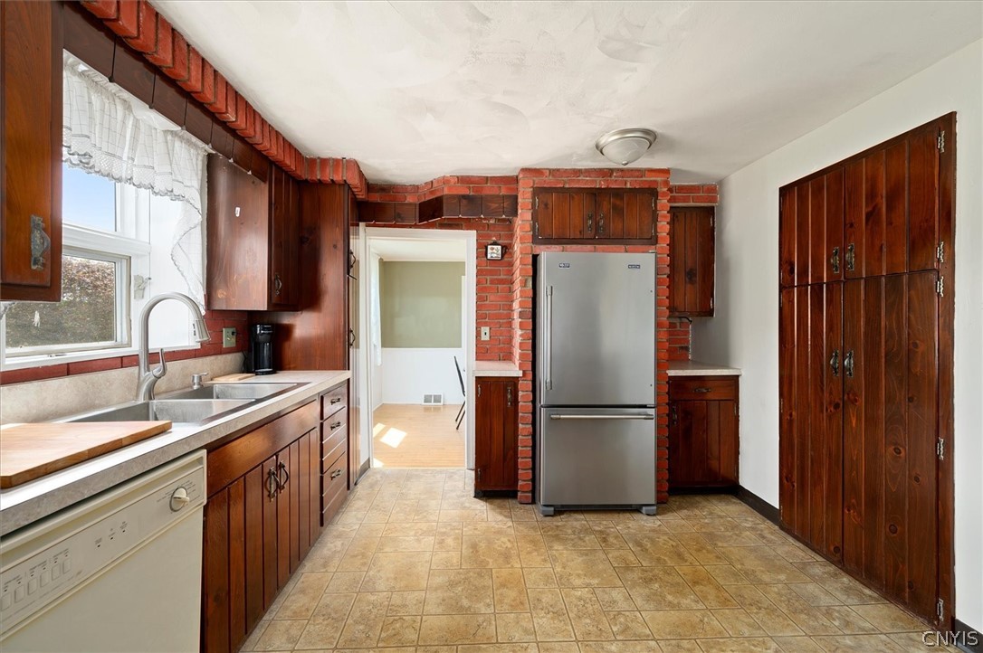 5766 State Rte 233 Westmoreland, NY 13440 - Photo 11 of 39