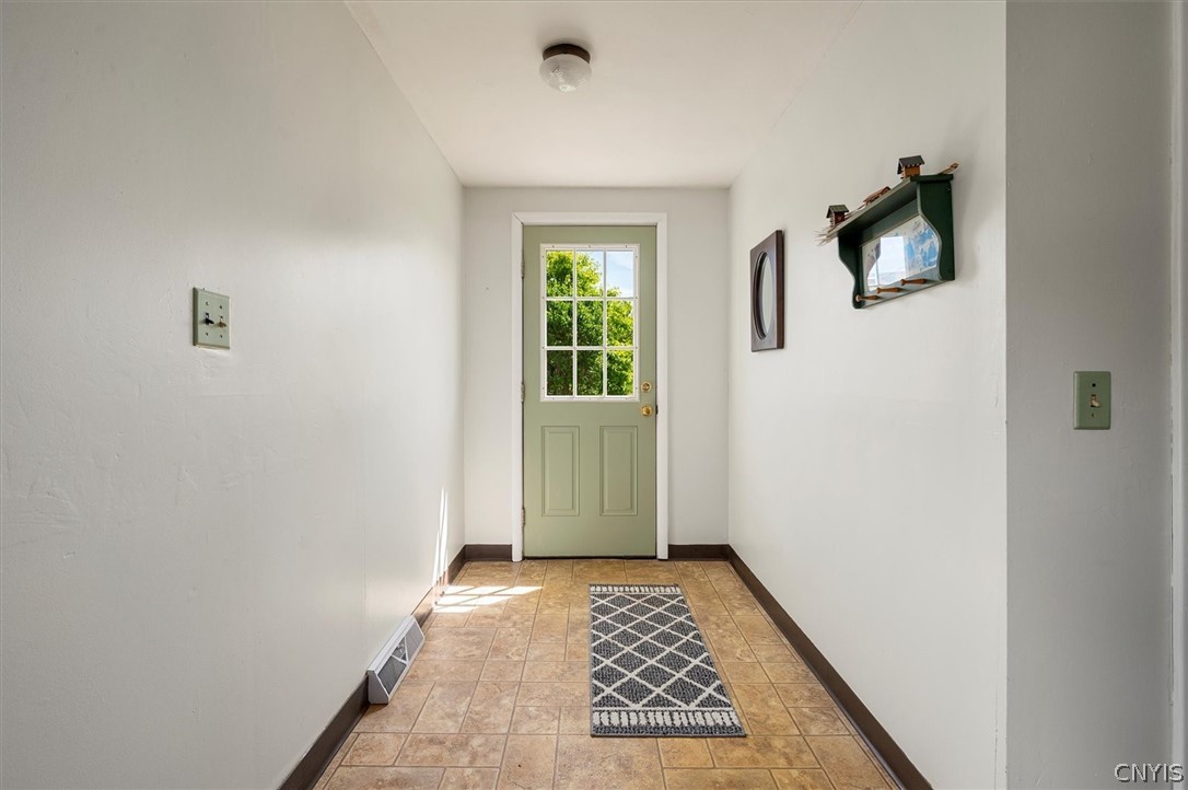 5766 State Rte 233 Westmoreland, NY 13440 - Photo 5 of 39