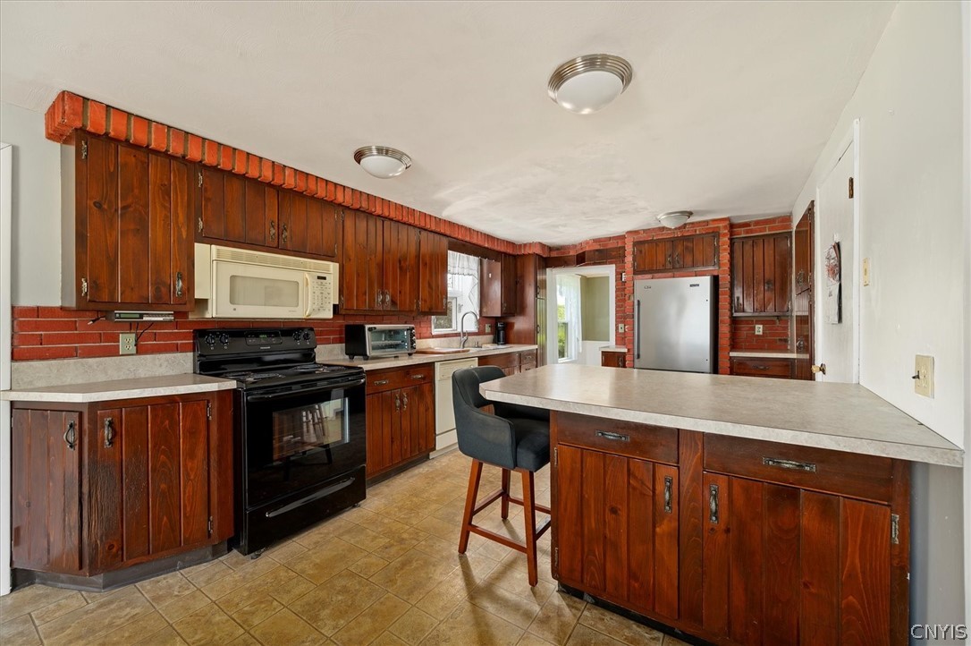 5766 State Rte 233 Westmoreland, NY 13440 - Photo 10 of 39