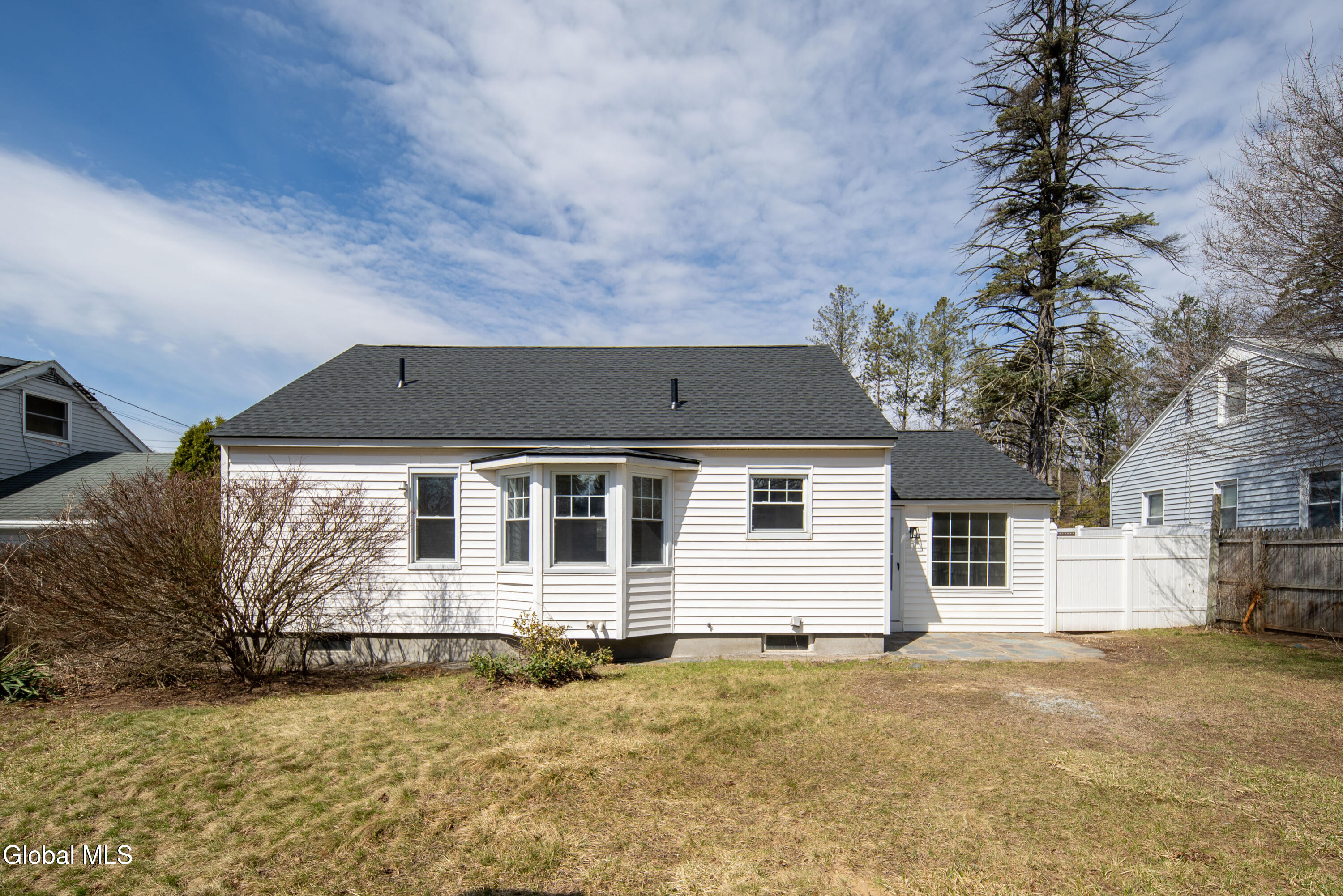 308 Kings Road Schenectady, NY 12304 - Photo 46 of 53 046