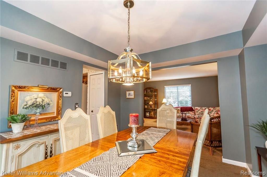 3839 Williamsburg Court Rochester Hills, MI 48309 - Photo 6 of 23