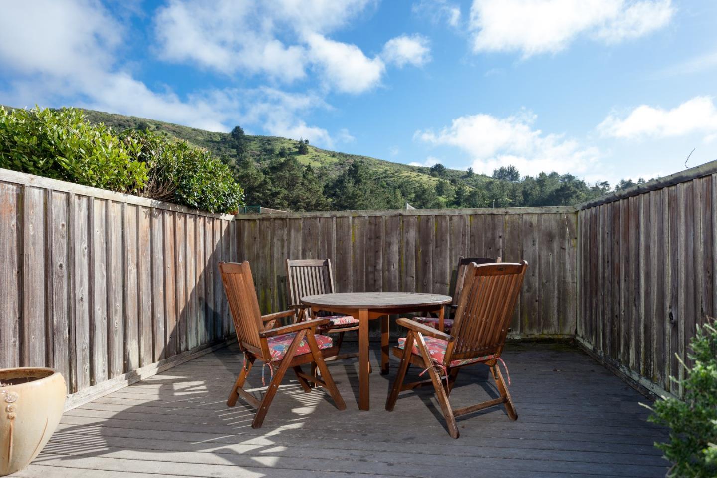 540 Ridgeway Drive Pacifica, CA 94044 - Photo 11 of 11 Gallery Image 11