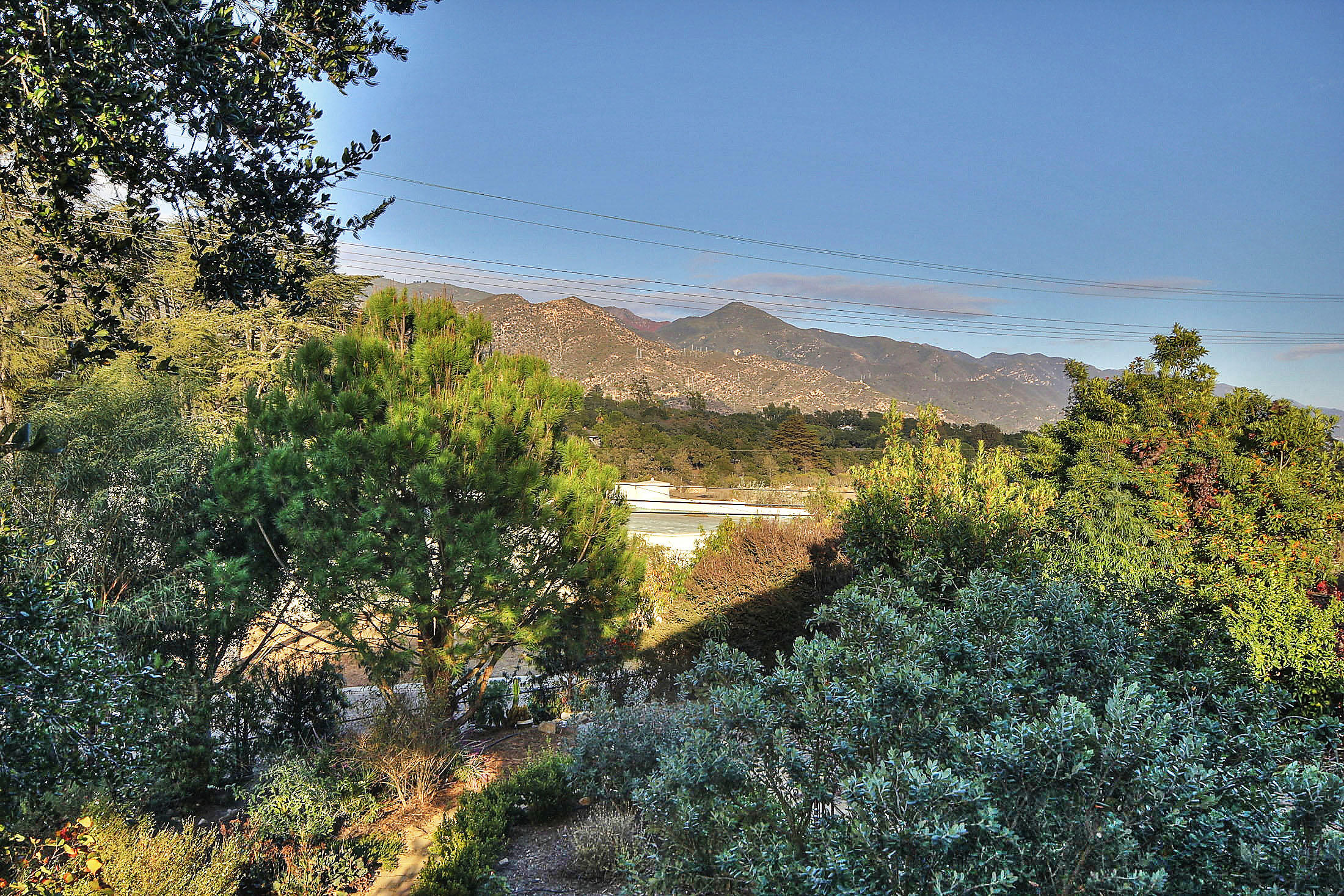 1836 Hillcrest Road Santa Barbara, CA 93103 - Photo 34 of 35 Mtn view from LR