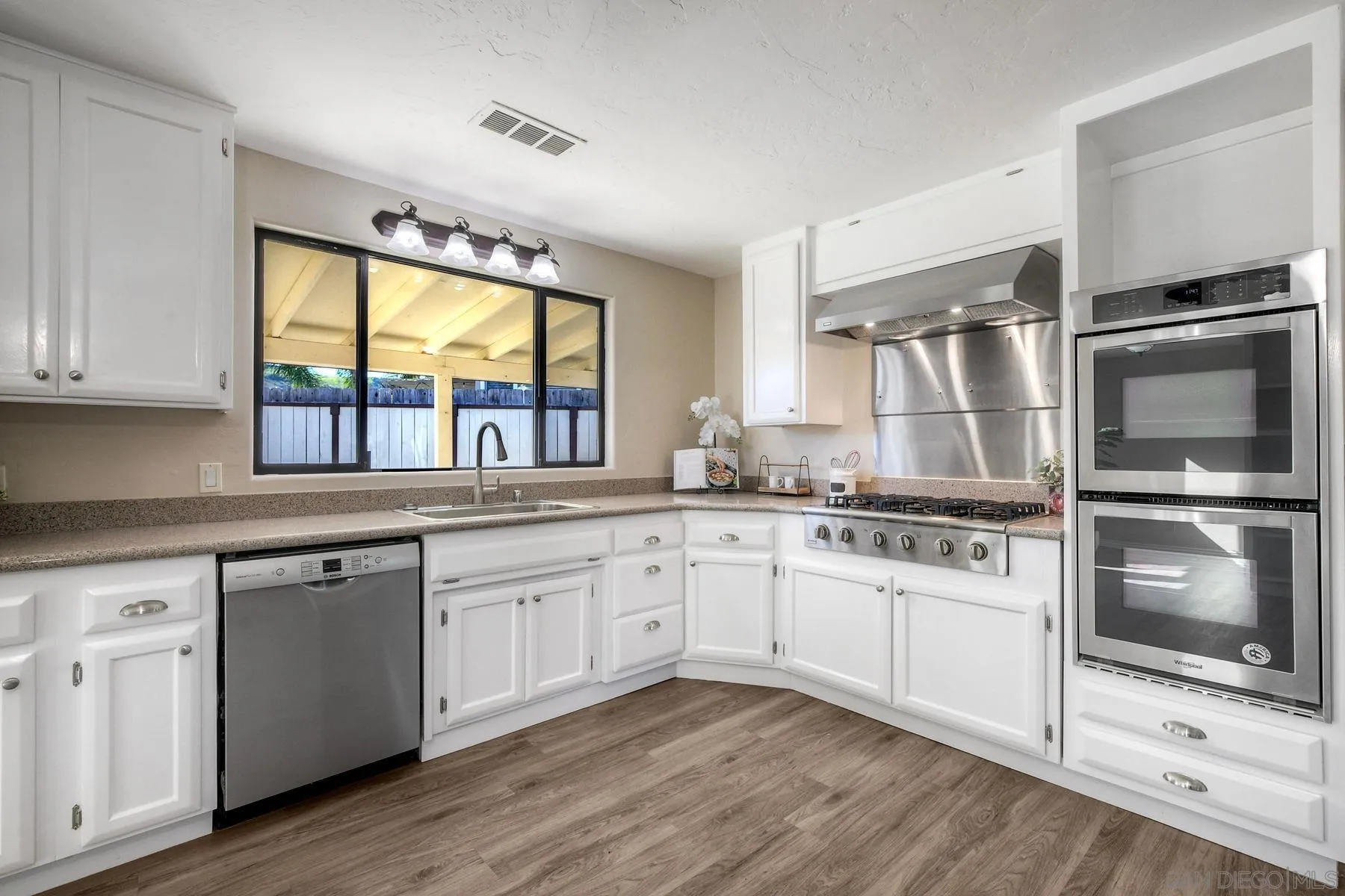 13059 Acton Avenue Poway, CA 92064 - Photo 13 of 34