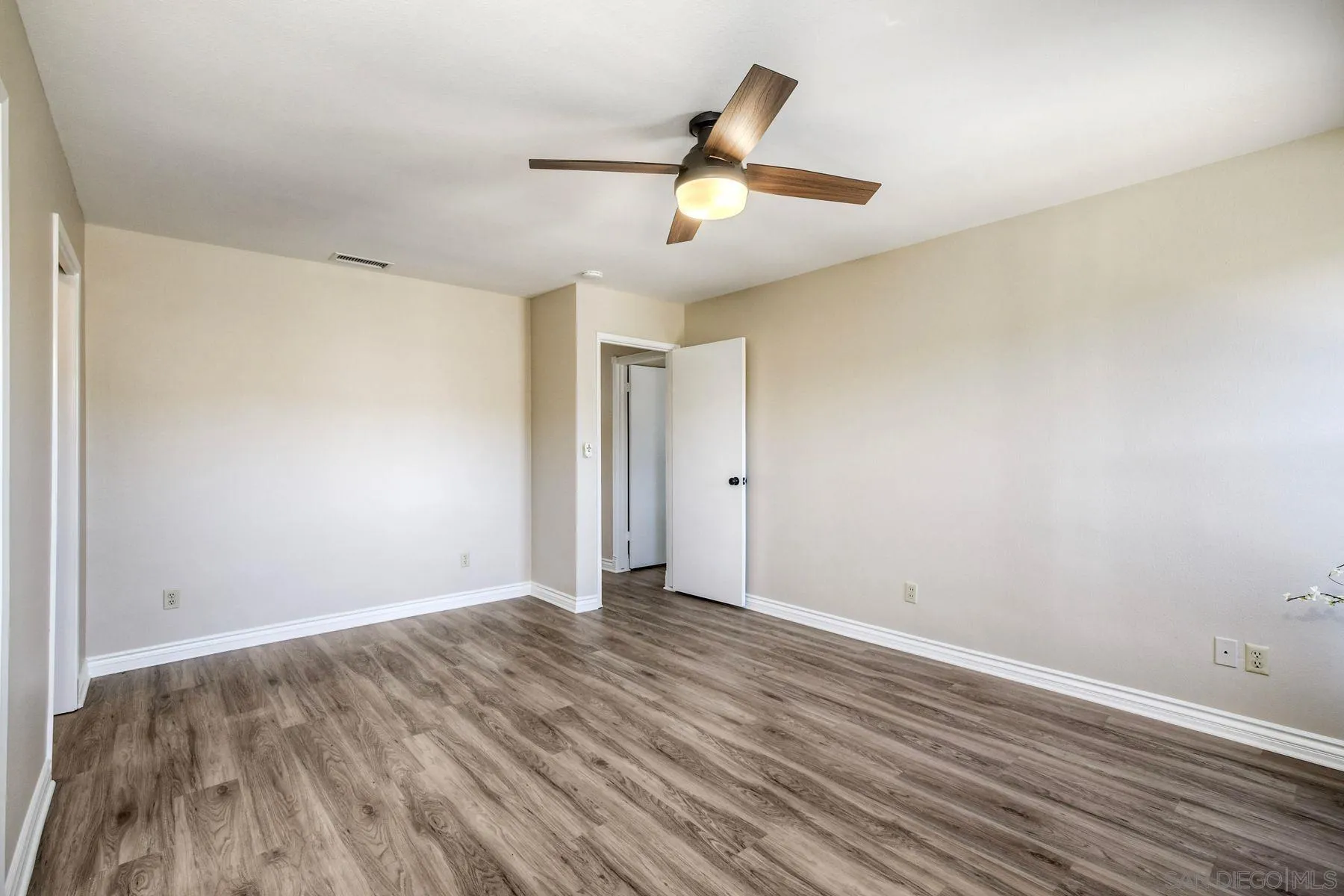 13059 Acton Avenue Poway, CA 92064 - Photo 25 of 34