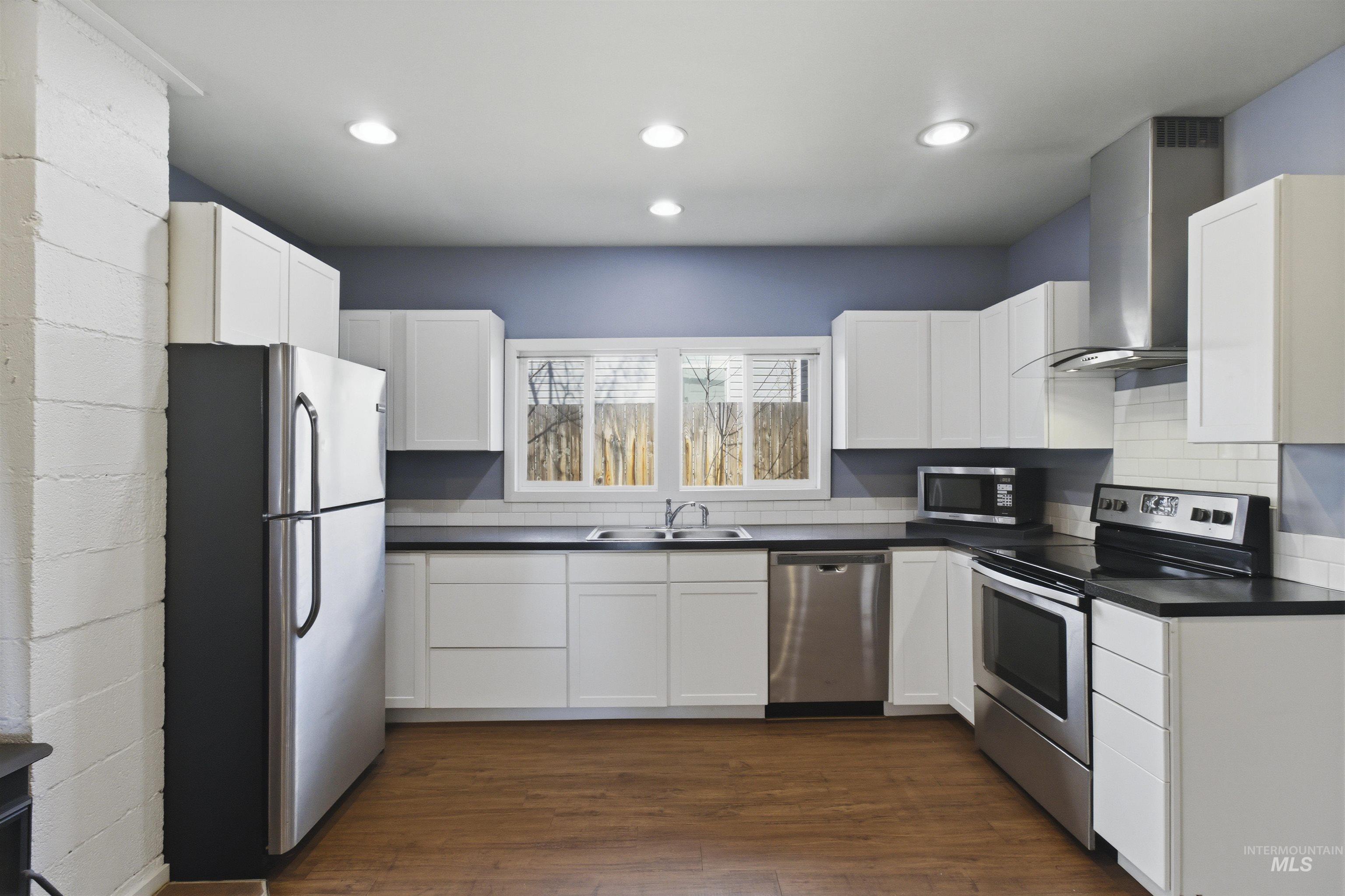 600 Main Street Deary, ID 83823 - Photo 3 of 41