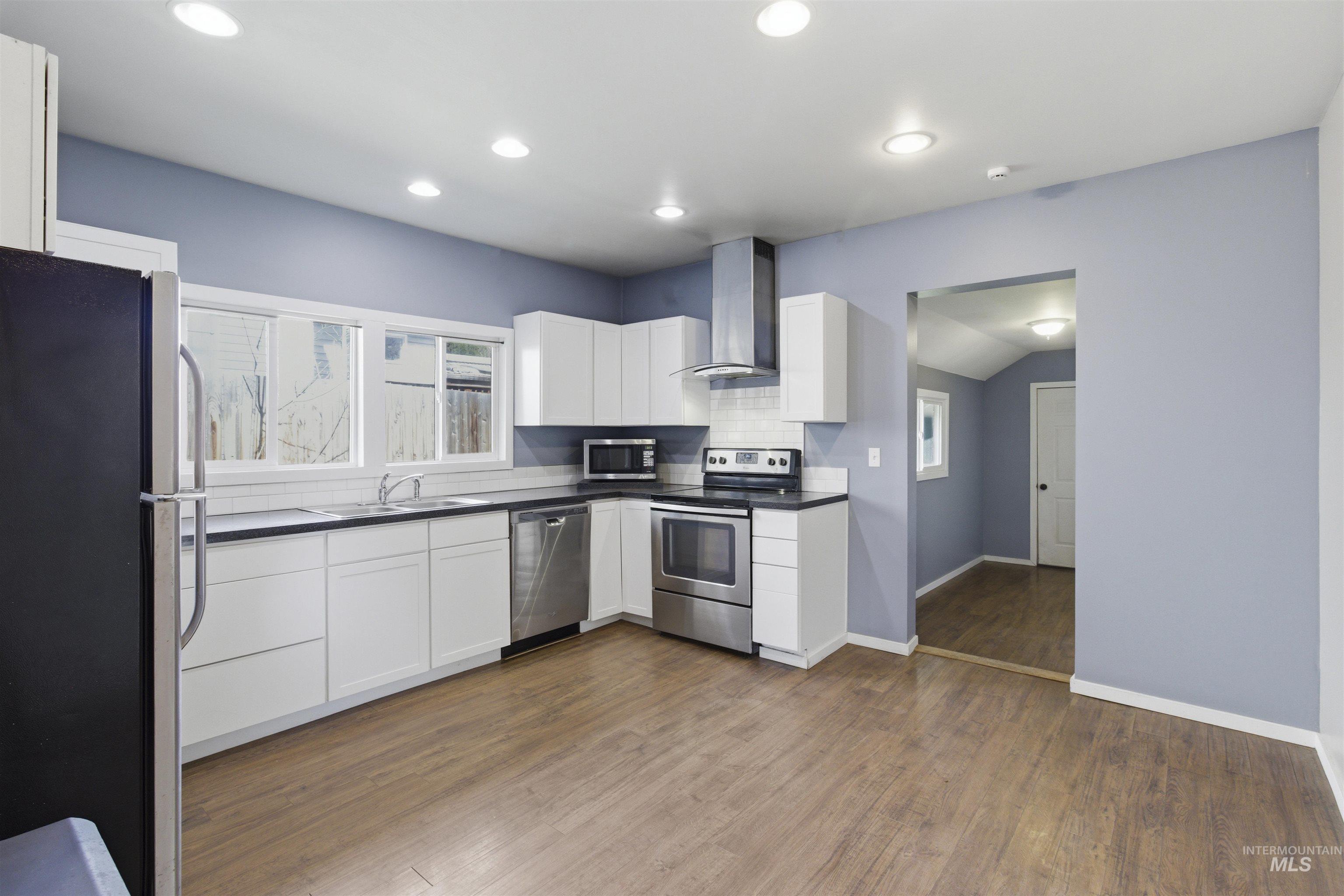 600 Main Street Deary, ID 83823 - Photo 4 of 41