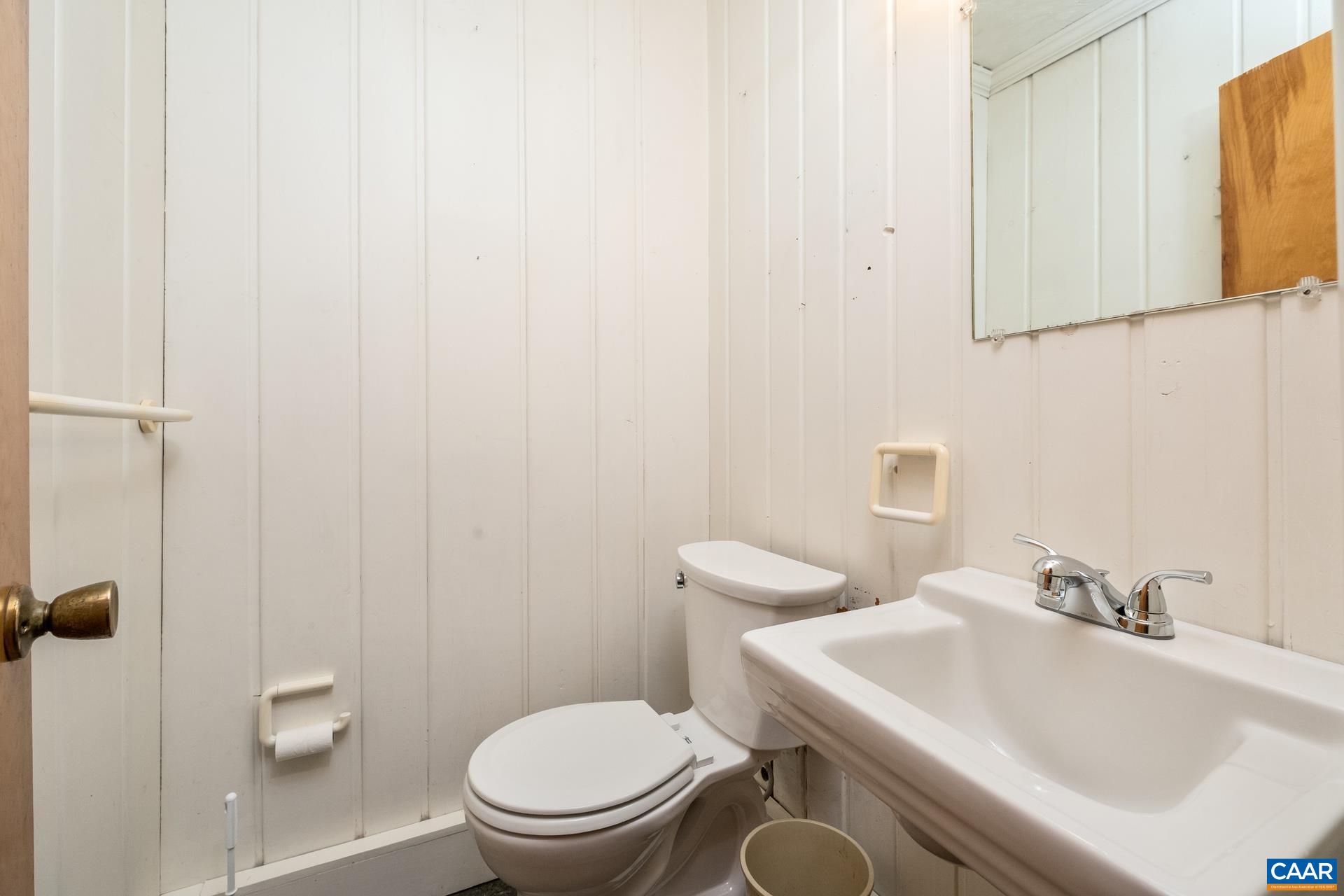 1709 King Mountain Road Charlottesville, VA 22901 - Photo 17 of 35 Gallery Image 17