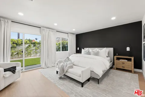 $1,799,000 | 8212 Winsford Avenue, Los Angeles, CA 90045