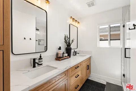 $1,799,000 | 8212 Winsford Avenue, Los Angeles, CA 90045