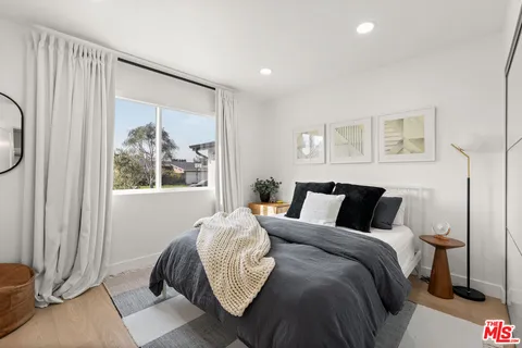 $1,799,000 | 8212 Winsford Avenue, Los Angeles, CA 90045