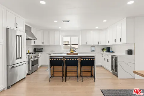 $1,799,000 | 8212 Winsford Avenue, Los Angeles, CA 90045