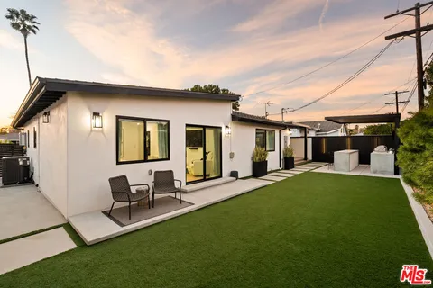 $1,799,000 | 8212 Winsford Avenue, Los Angeles, CA 90045