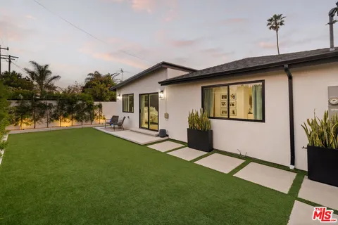 $1,799,000 | 8212 Winsford Avenue, Los Angeles, CA 90045