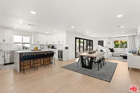 $1,799,000 | 8212 Winsford Avenue, Los Angeles, CA 90045