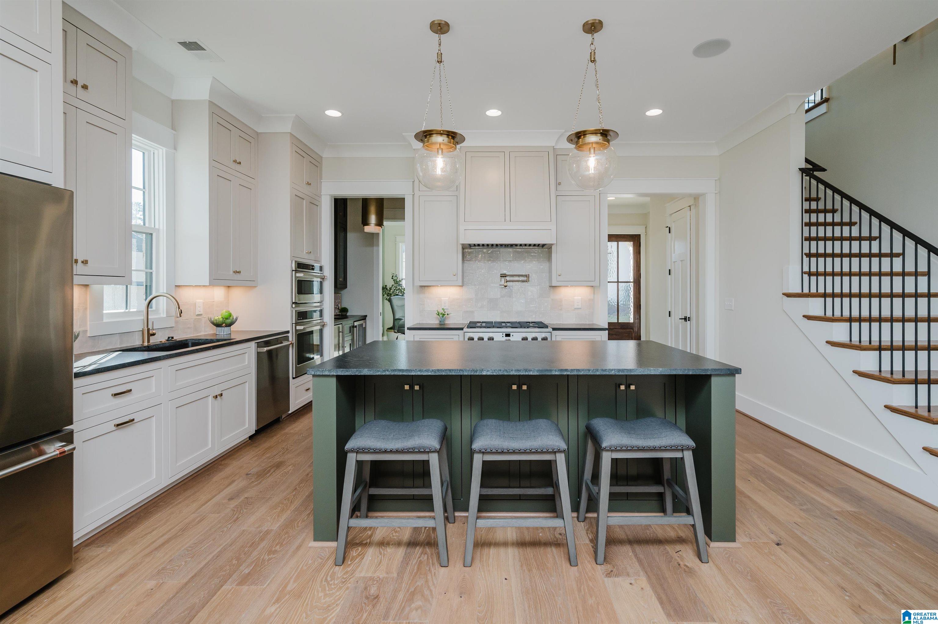 809 Southbend Lane Birmingham, AL 35216 - Photo 15 of 85