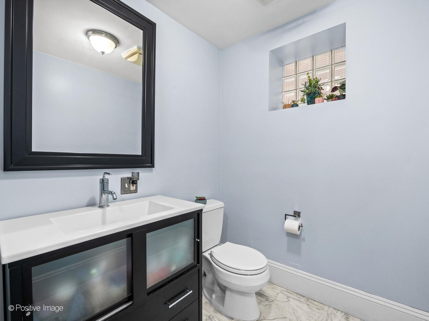 4618 North Racine Avenue, Unit 1F Chicago, IL 60640 - Photo 12 of 17 Gallery Image 12