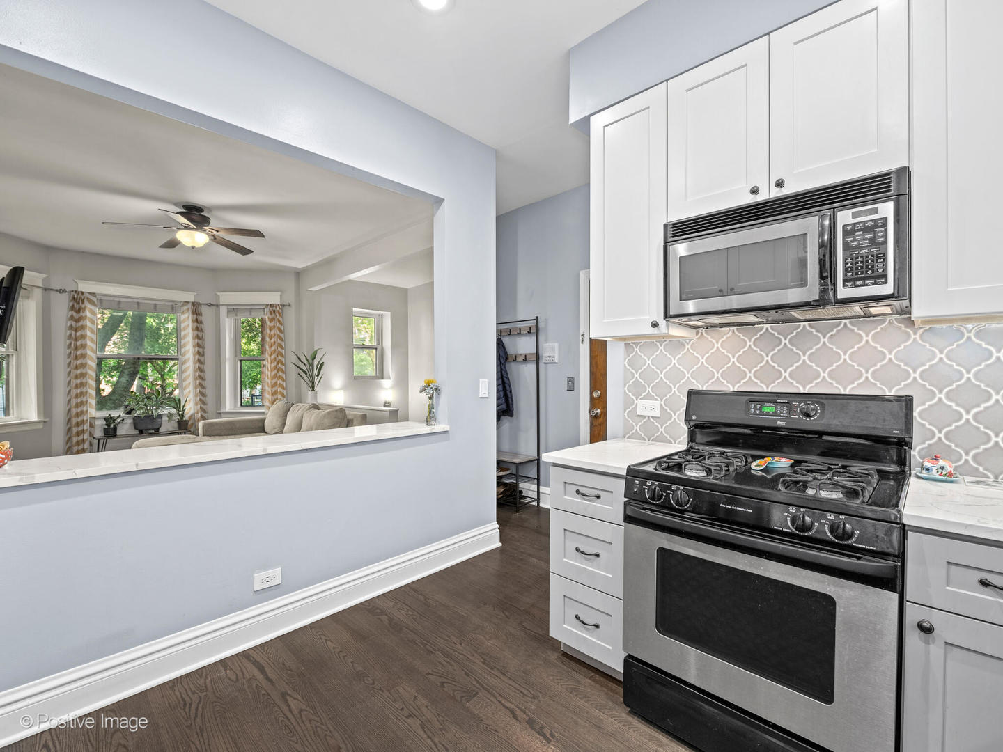 4618 North Racine Avenue, Unit 1F Chicago, IL 60640 - Photo 8 of 17 Gallery Image 8