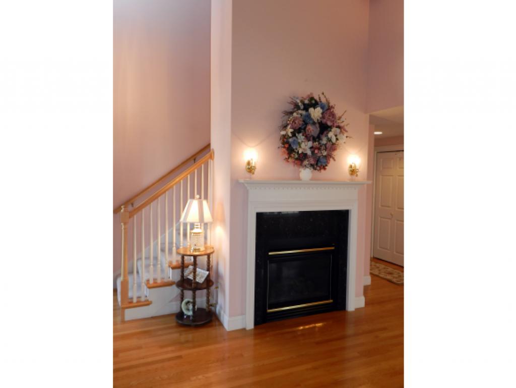 52 Hampton Meadows, Unit 52 Hampton, NH 03842 - Photo 4 of 32