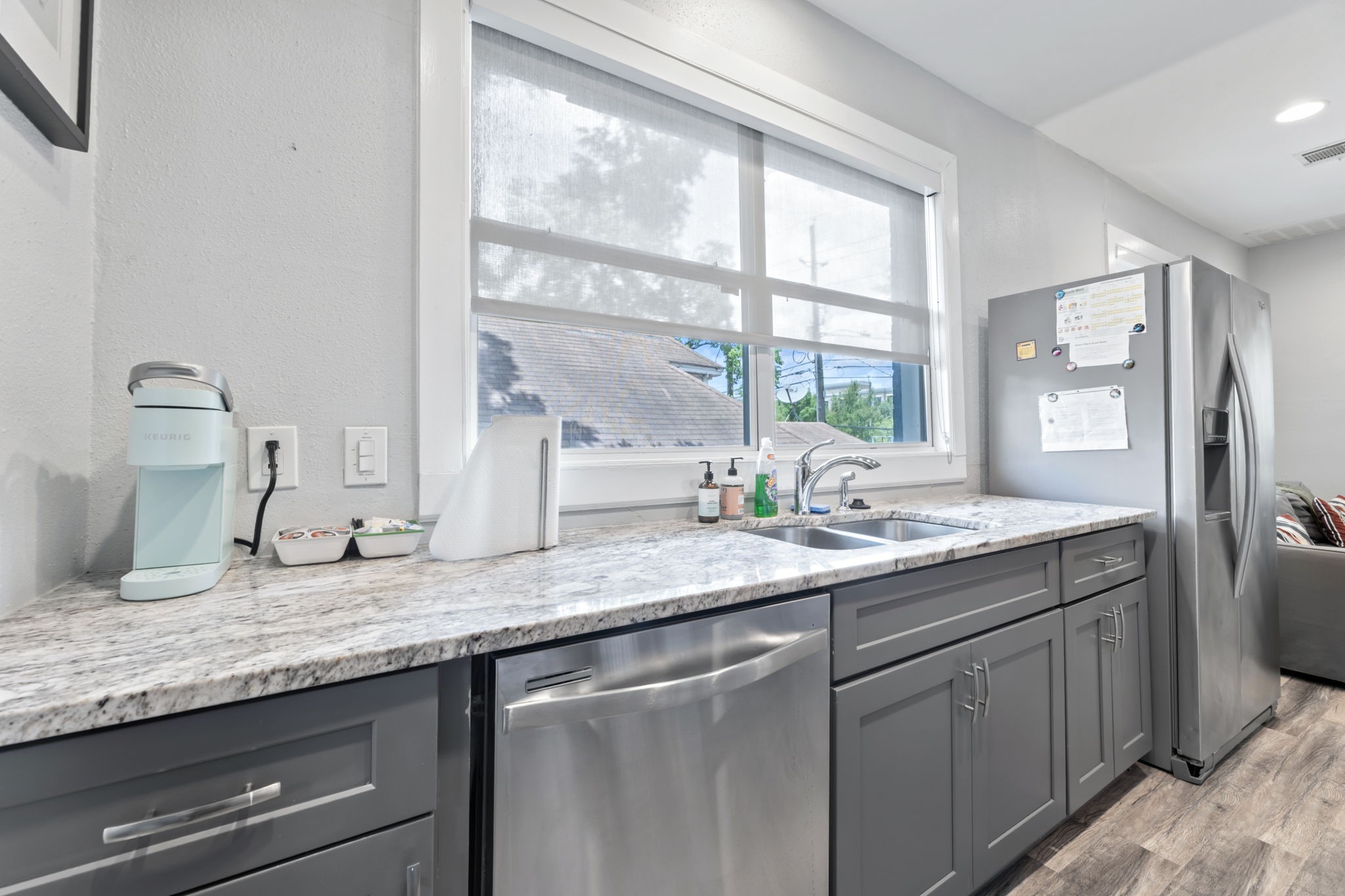 412 Drew Street, Unit 4 Houston, TX 77006 - Photo 7 of 28