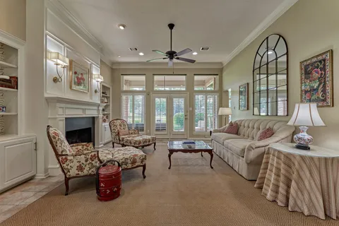 $925,000 | 46 North Copperknoll Circle, The Woodlands, TX 77381