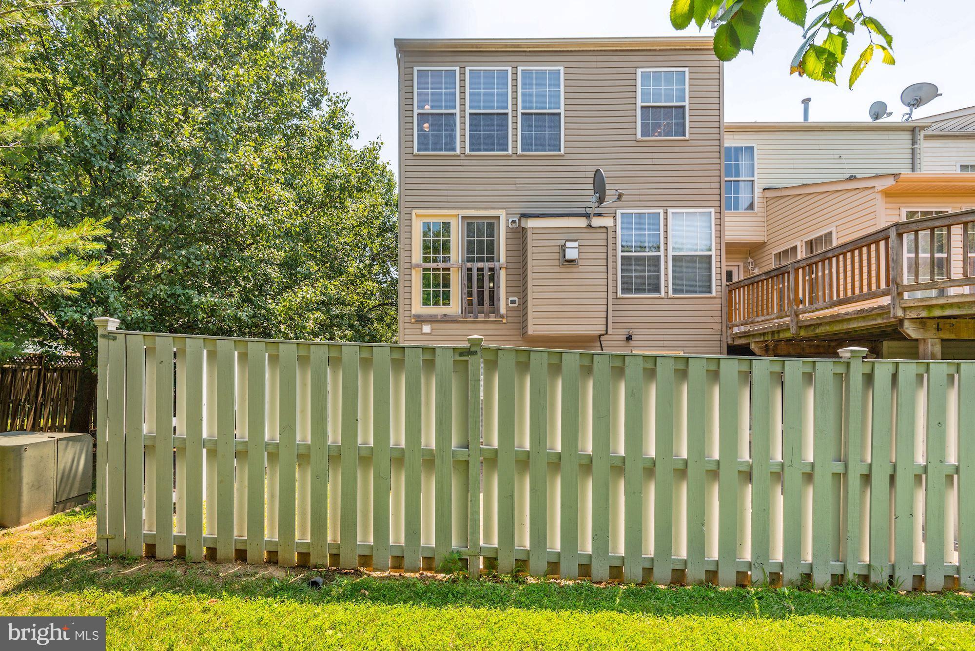 23017 Potomac Hill Square Sterling, VA 20166 - Photo 2 of 32