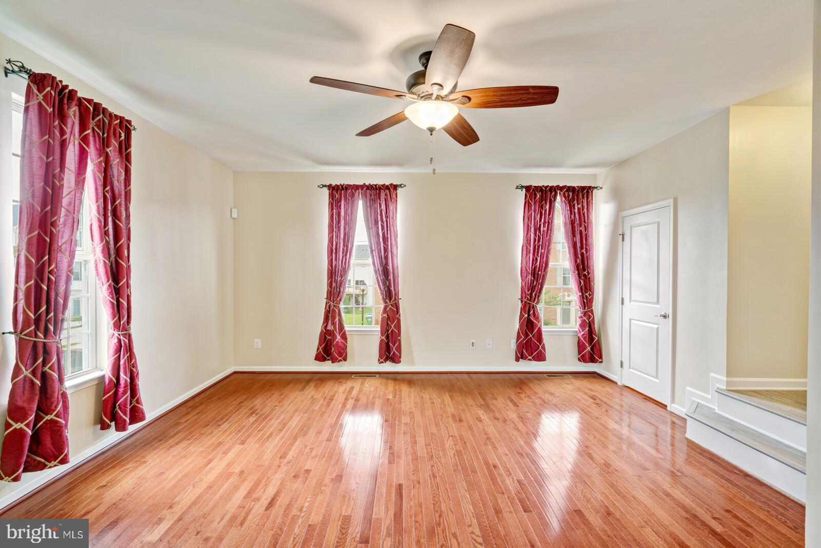200 Brenton Road Fredericksburg, VA 22405 - Photo 19 of 33 Bright and spacious Living Room