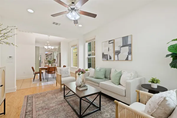 $495,000 | 909 Mountaineer Lane, Austin, TX 78757