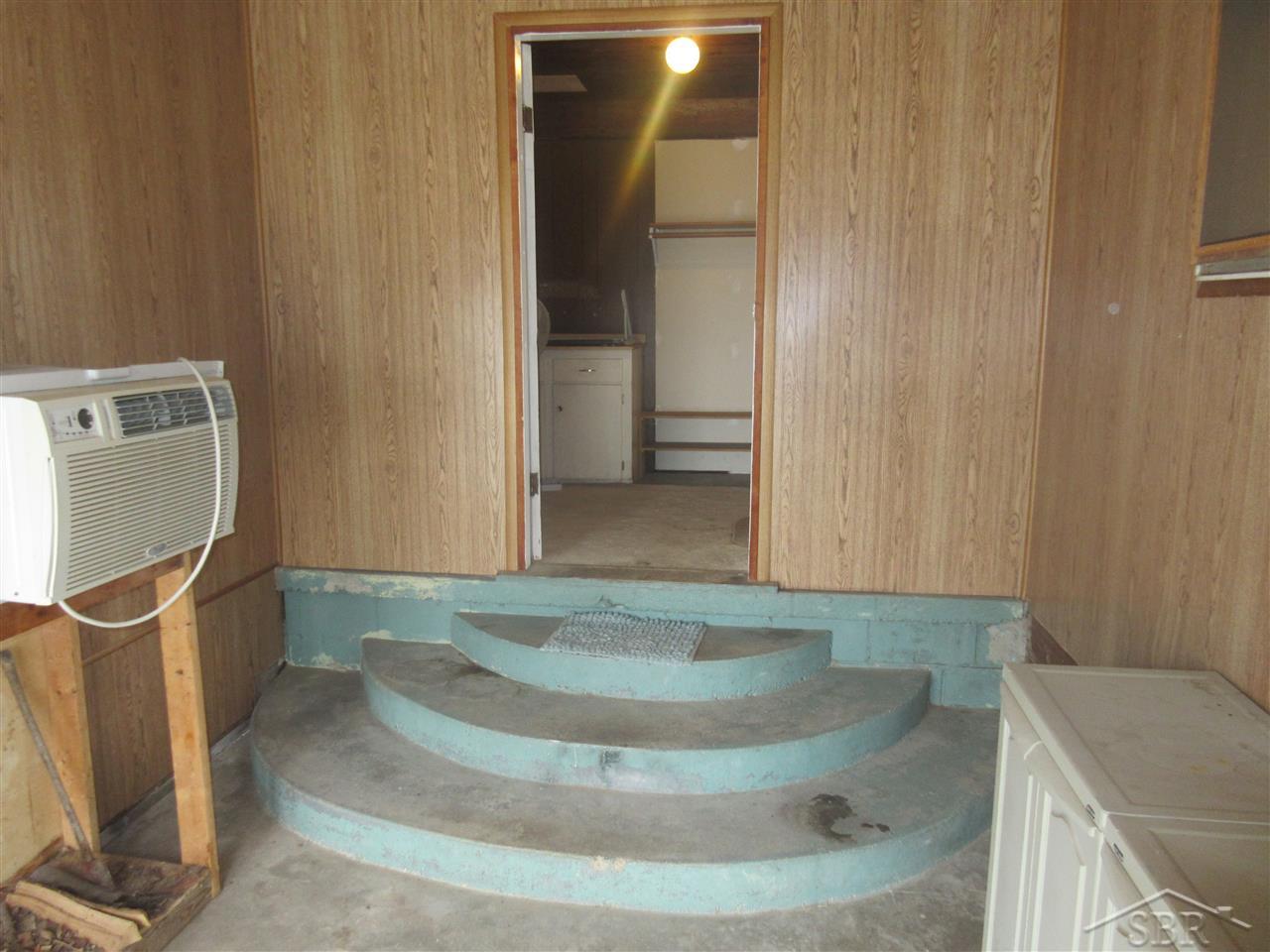 9323 Neff Road Clio, MI 48420 - Photo 25 of 37 31315327-24.JPG