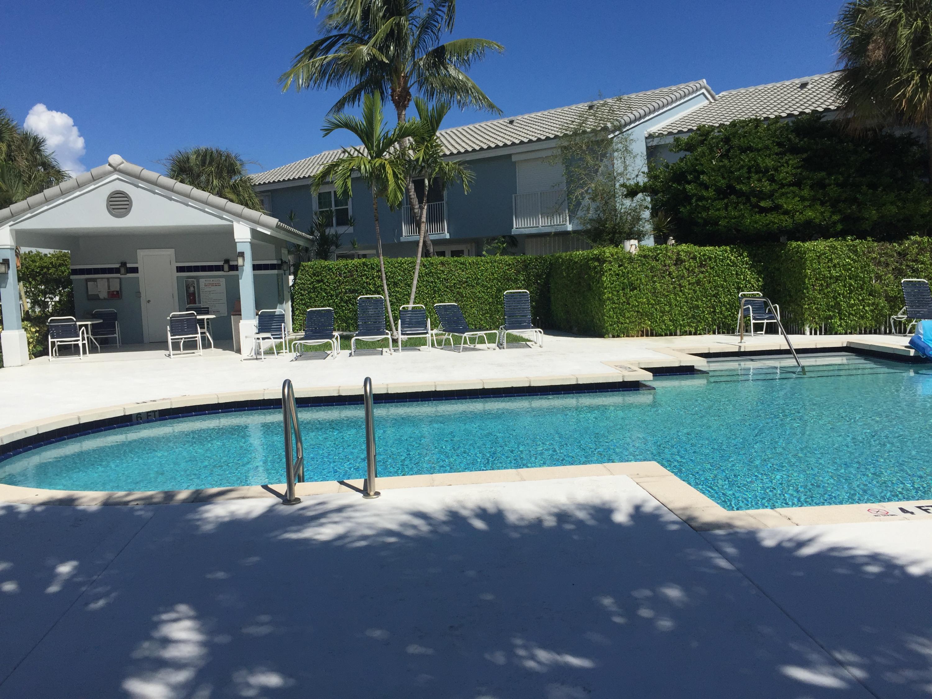1102 Jeffery Street Boca Raton, FL 33487 - Photo 3 of 15 IMG_7728
