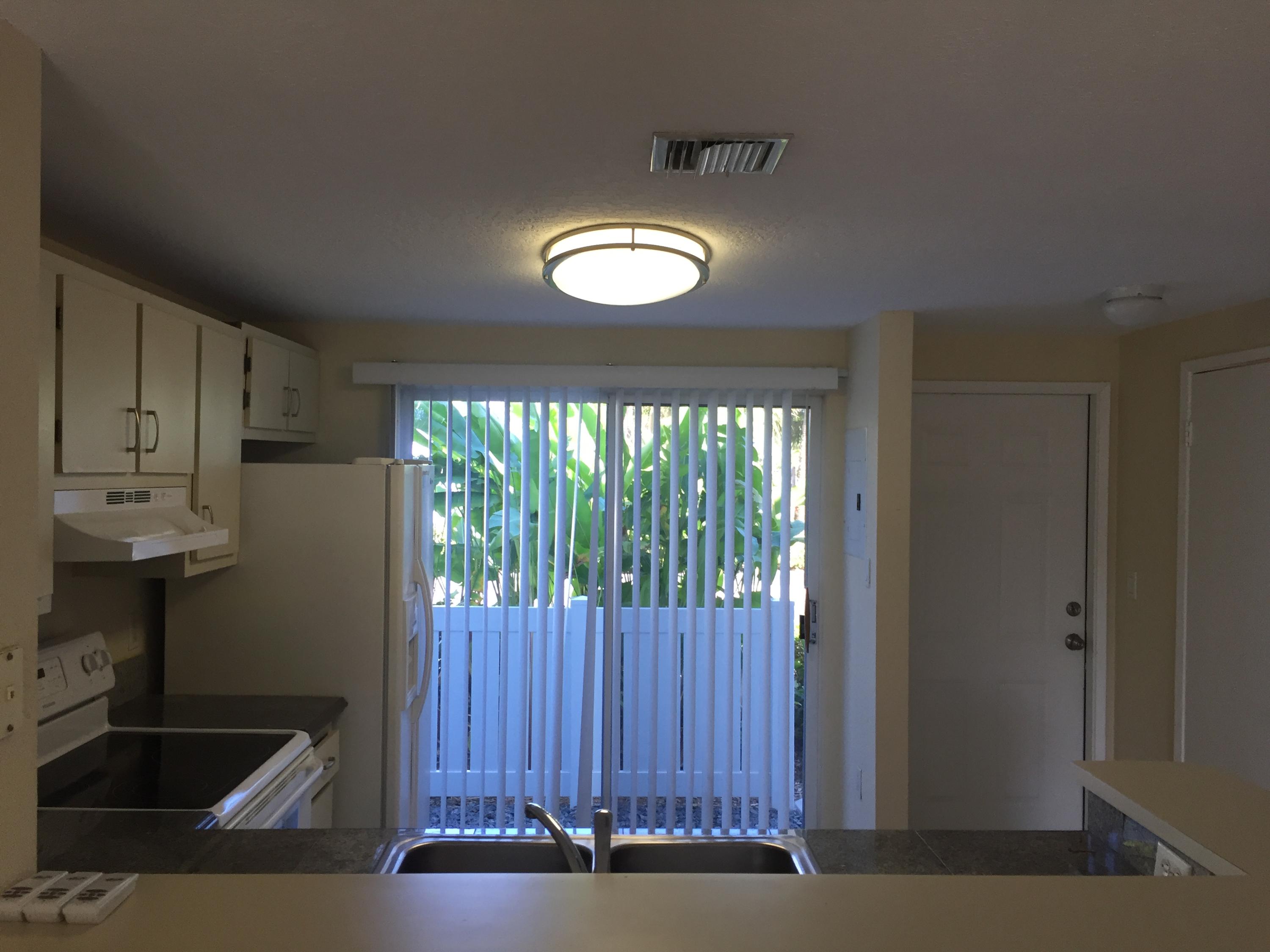 1102 Jeffery Street Boca Raton, FL 33487 - Photo 6 of 15 IMG_7734