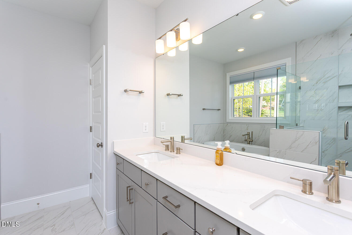 9309 Field Maple Court Raleigh, NC 27613 - Photo 21 of 46 gordon-9309-field-maple-36