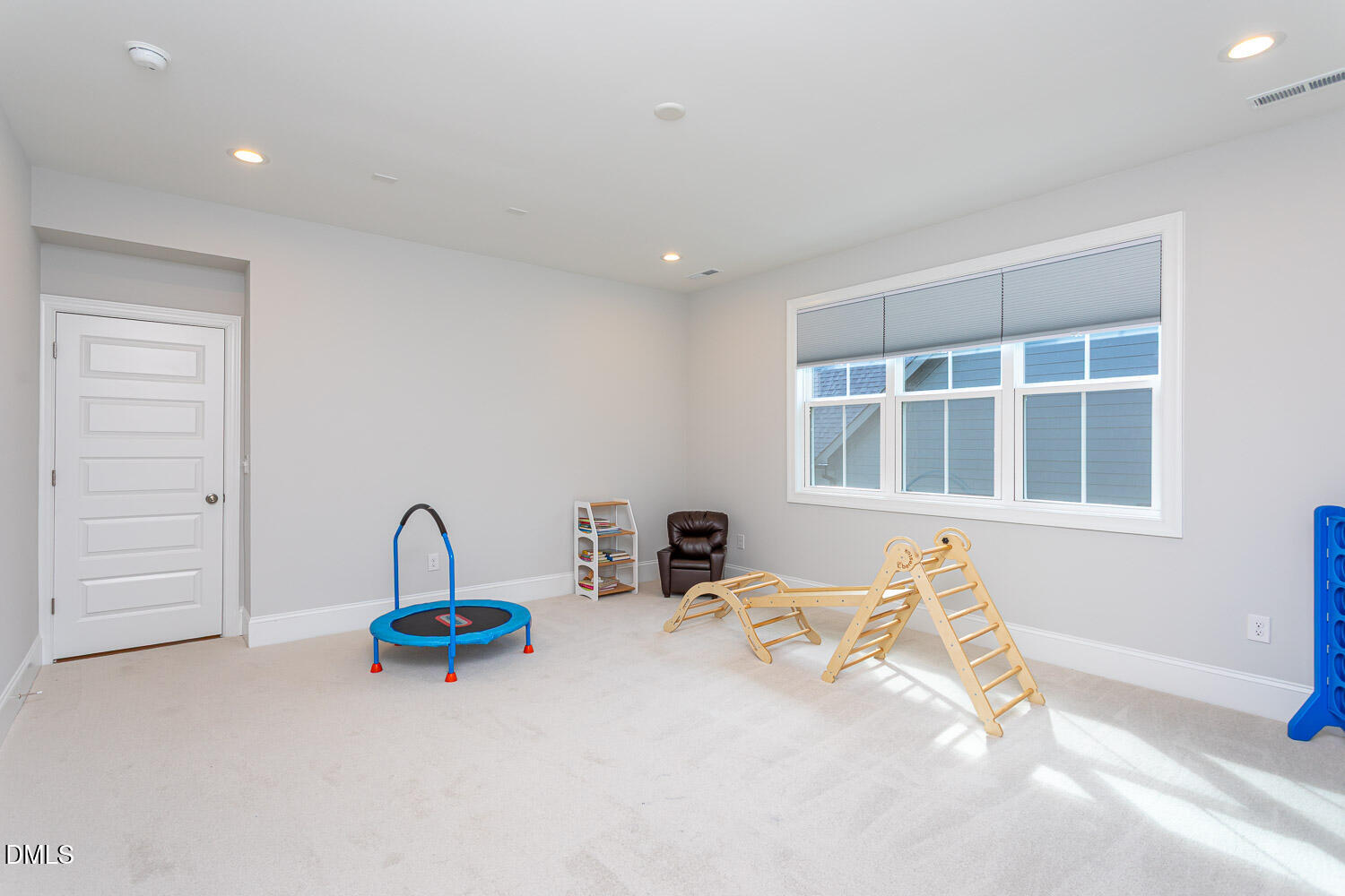 9309 Field Maple Court Raleigh, NC 27613 - Photo 32 of 46 gordon-9309-field-maple-42