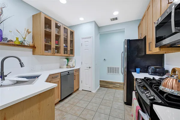 $230,000 | 13600 Breton Ridge Street, Unit 4A, Houston, TX 77070