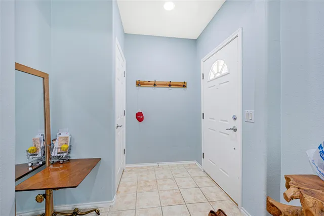 $230,000 | 13600 Breton Ridge Street, Unit 4A, Houston, TX 77070