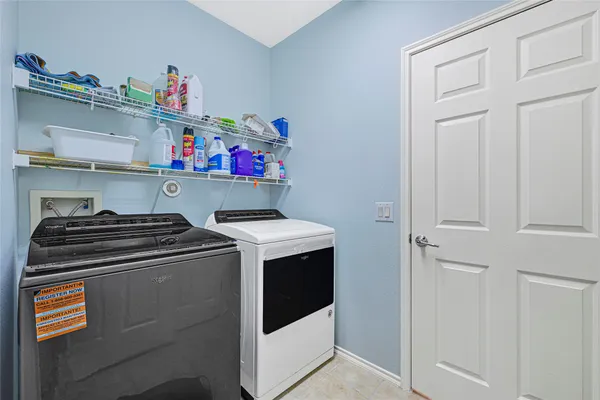 $230,000 | 13600 Breton Ridge Street, Unit 4A, Houston, TX 77070