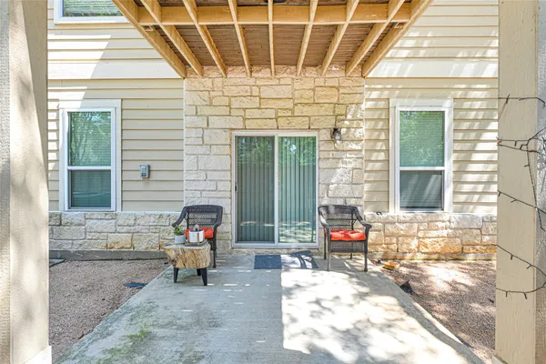 $230,000 | 13600 Breton Ridge Street, Unit 4A, Houston, TX 77070