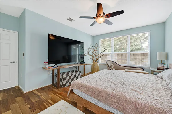 $230,000 | 13600 Breton Ridge Street, Unit 4A, Houston, TX 77070