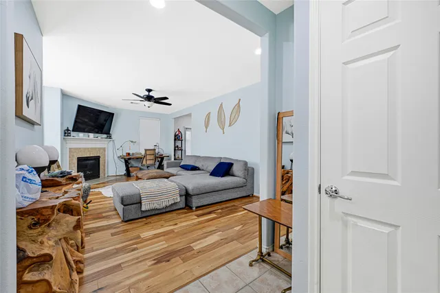 $230,000 | 13600 Breton Ridge Street, Unit 4A, Houston, TX 77070