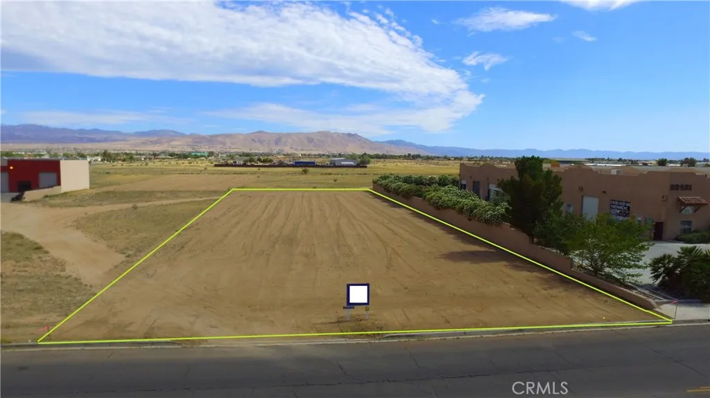 0 Powhatan Road Apple Valley, CA 92308 - Photo 7 of 16 a view of swimming pool