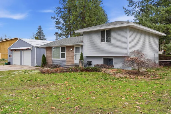 $389,900 | 702 East Calkins Drive, Spokane, WA 99208