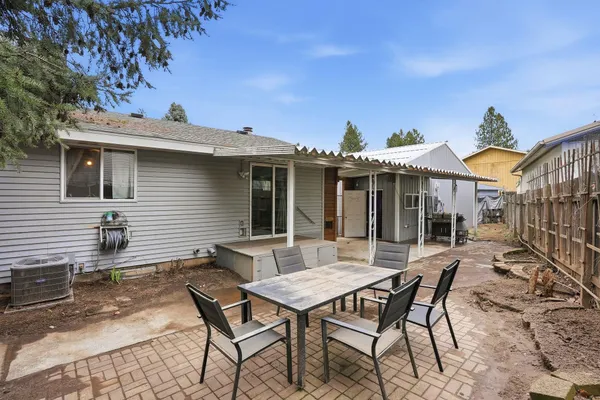 $389,900 | 702 East Calkins Drive, Spokane, WA 99208