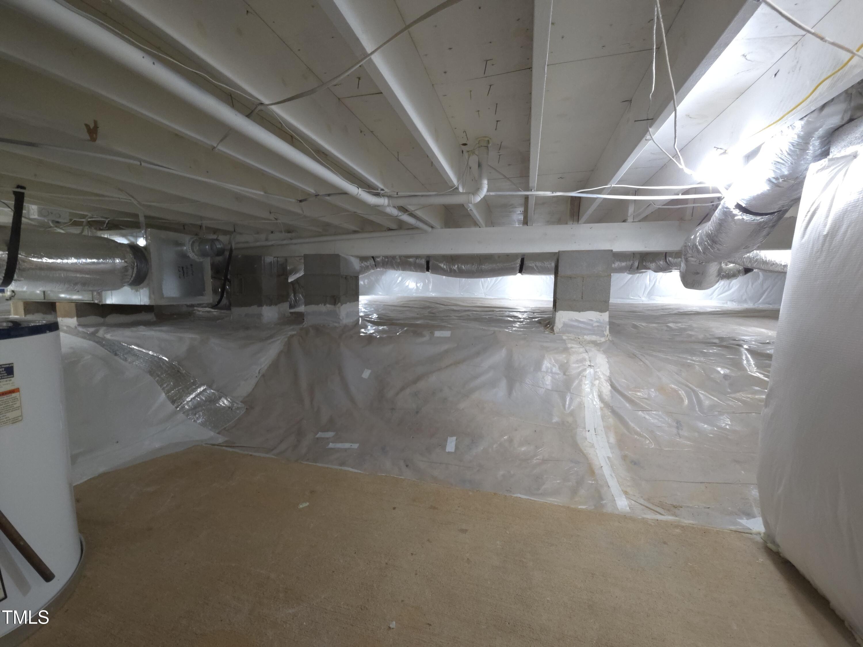 12012 Peed Road Raleigh, NC 27614 - Photo 33 of 48 crawlspace