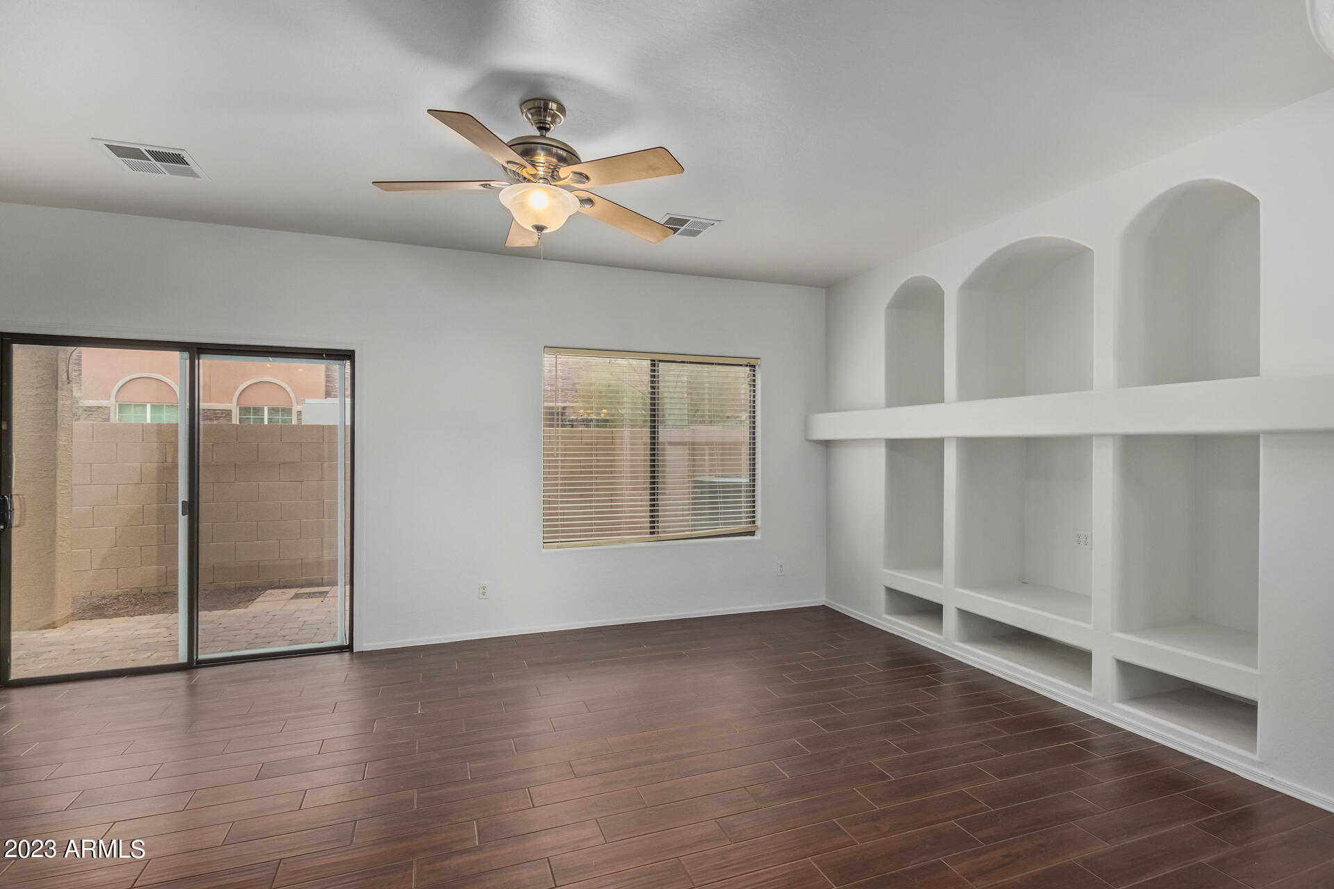 2565 South Signal Butte Road, Unit 42 Mesa, AZ 85209 - Photo 6 of 21 05 - Signal Butte