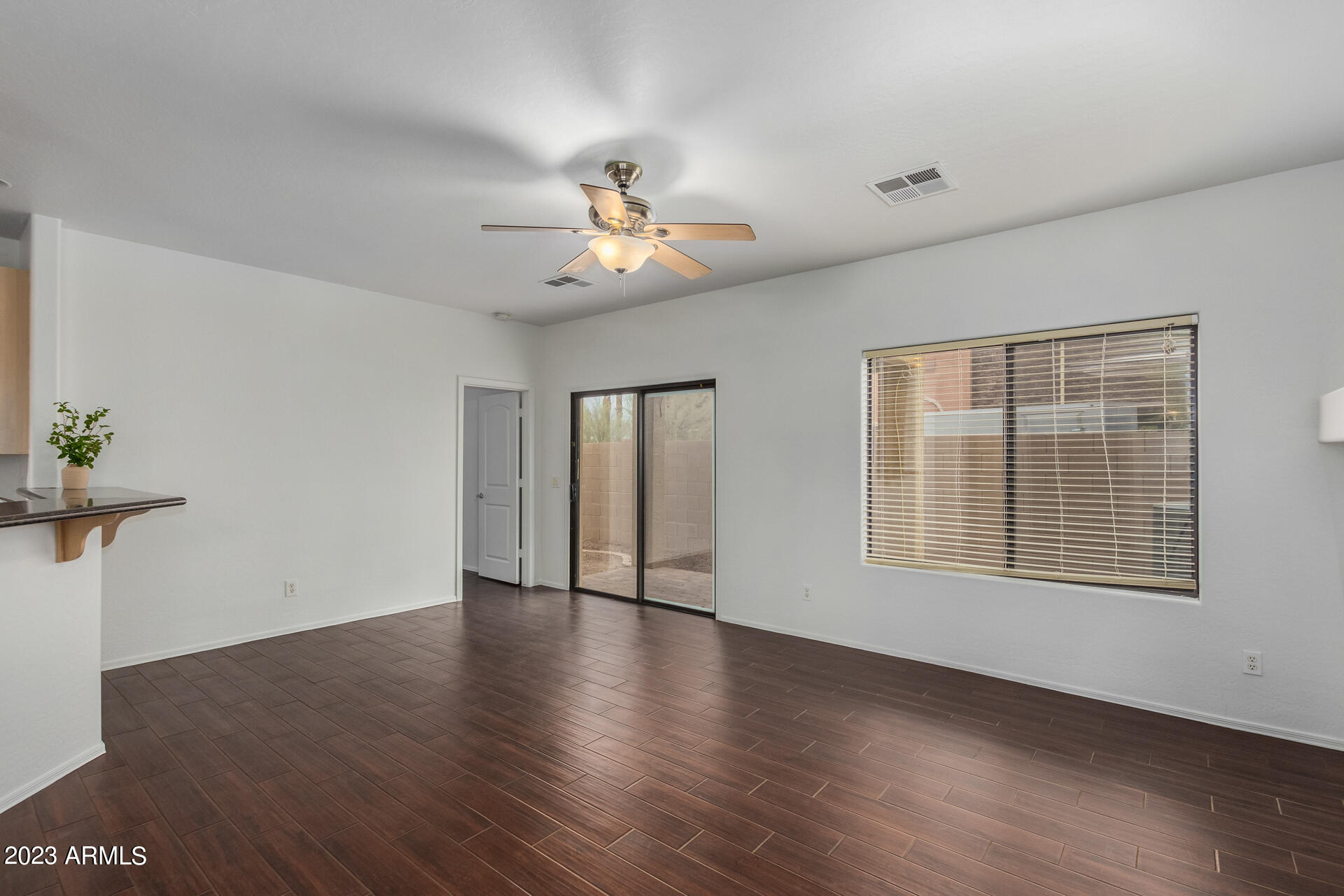 2565 South Signal Butte Road, Unit 42 Mesa, AZ 85209 - Photo 7 of 21 06 - Signal Butte
