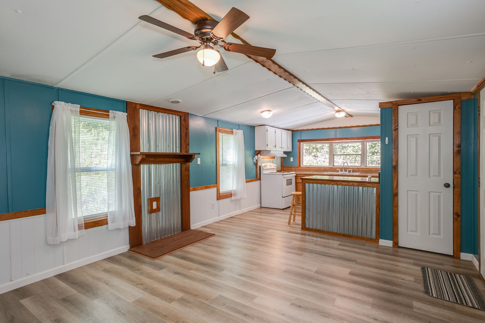 1145 Leach Road Cumberland Furnace, TN 37051 - Photo 5 of 36 Gallery Image 5